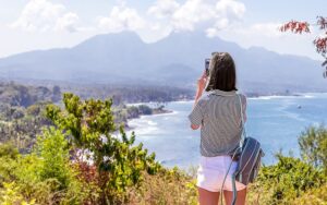 Travel for seniors alone: many possible destinations and getaways